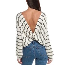 Hashttag Twisted Back Top. Size: Large - New